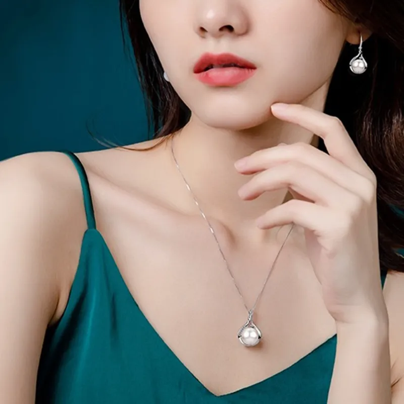 MARY WINDSOR Freshwater Pearl Necklaces Women's-3