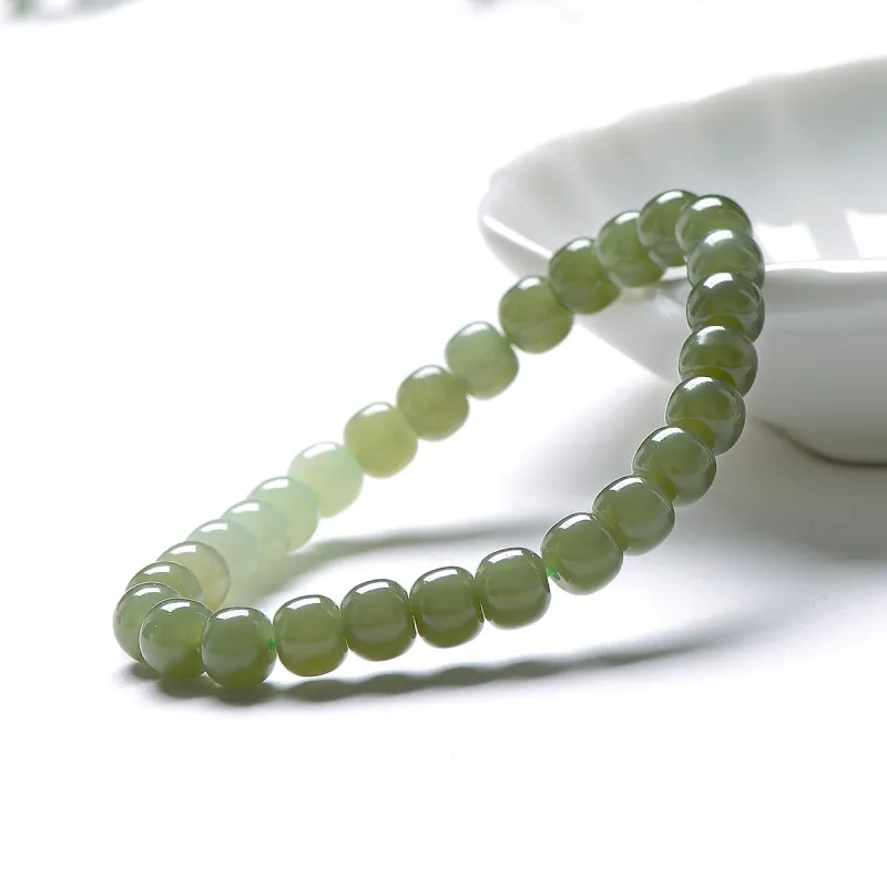 MARY WINDSOR Gradient Bracelet Pale Greenish White Jade Unisex-4