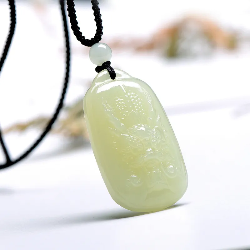MARY WINDSOR Hetian Jade Necklaces Pale Greenish White Jade Unisex-3