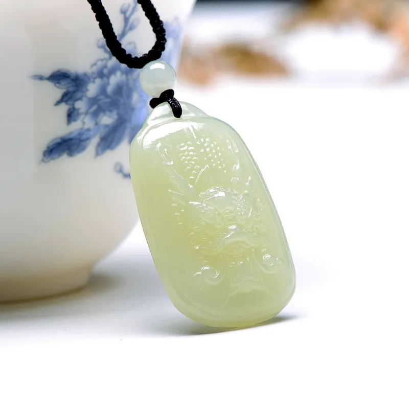 MARY WINDSOR Hetian Jade Necklaces Pale Greenish White Jade Unisex-1