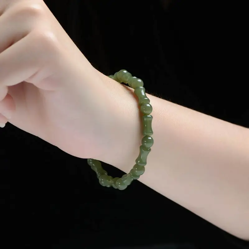 MARY WINDSOR Hetian Jade Bracelets Green Jade Unisex-3