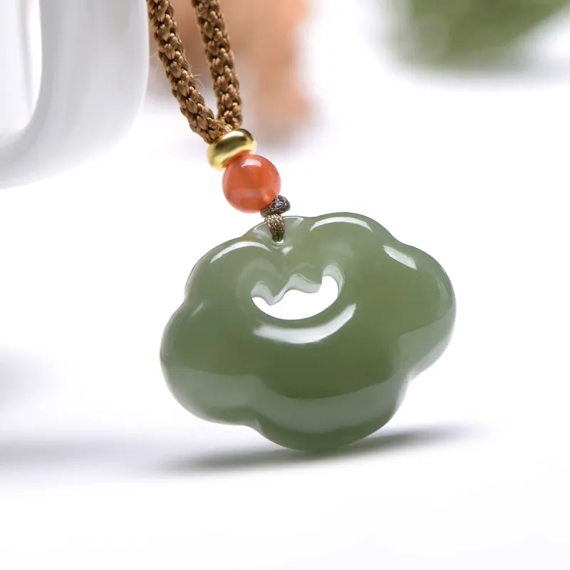 MARY WINDSOR Hetian Jade Pendants Pale Greenish White Jade Unisex-1