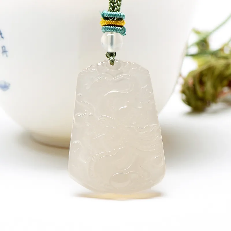 MARY WINDSOR Natural Chalcedony Pendants Men's-2