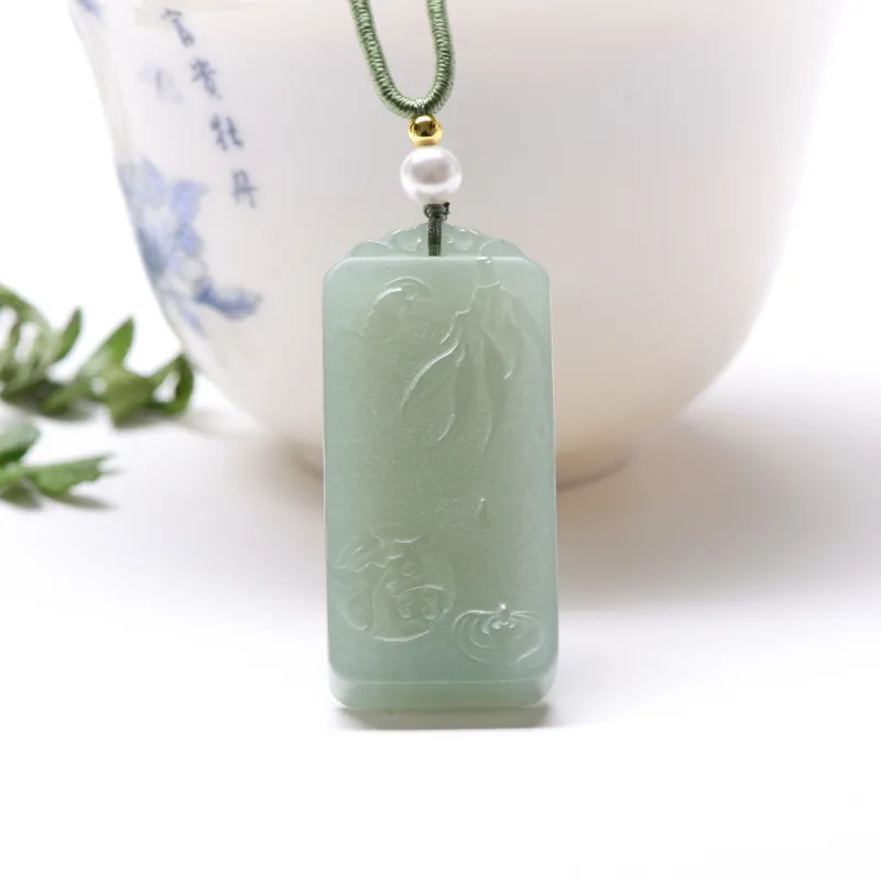 MARY WINDSOR Hetian Jade Pendants Pale Greenish White Jade Unisex-2