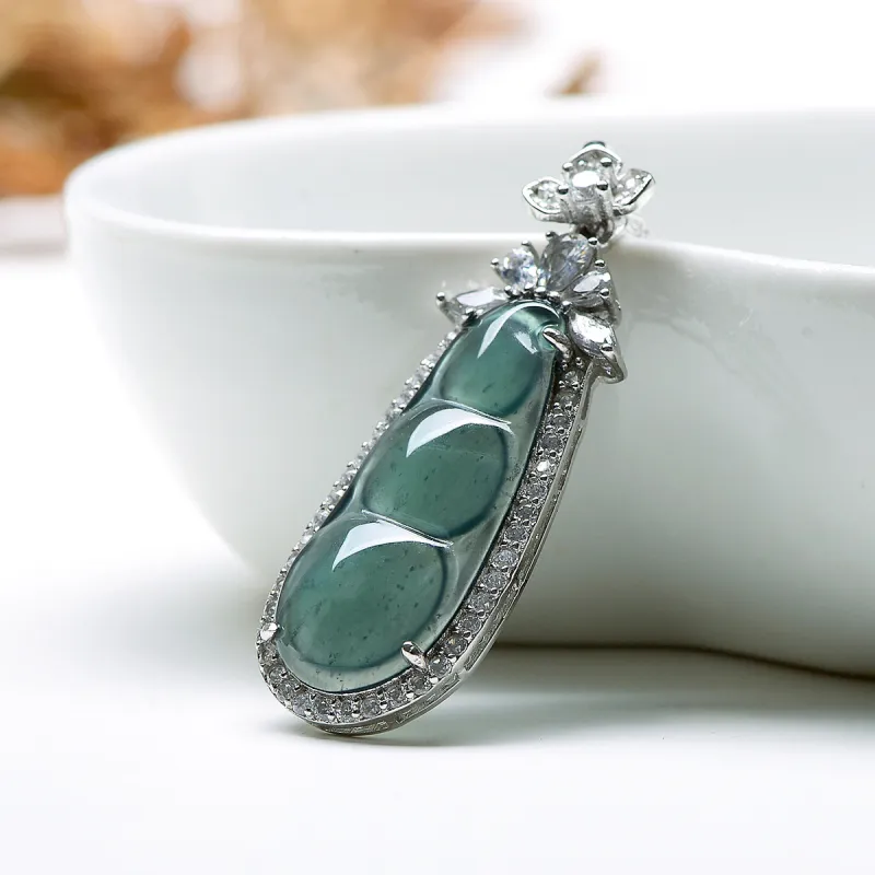 MARY WINDSOR Ice Glutinous Jadeite Necklaces Women's-3