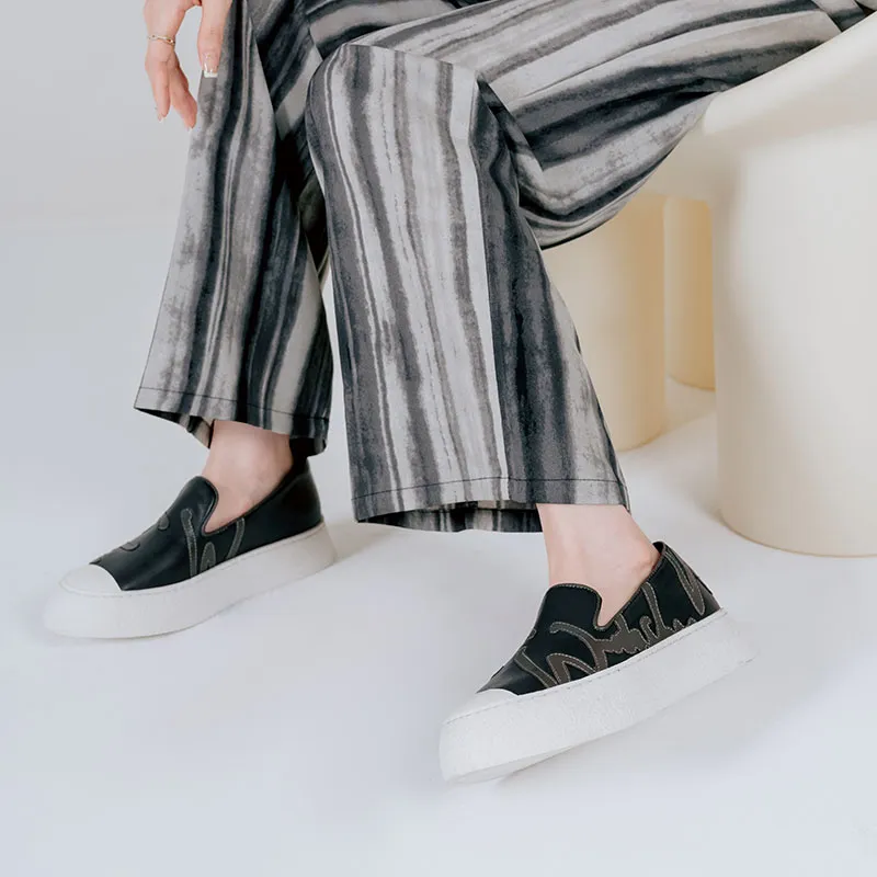 WUDASHU Low-Top Casual Shoes Women's-8