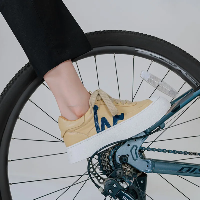 WUDASHU Low-Top Skateboard Shoes Women's-5