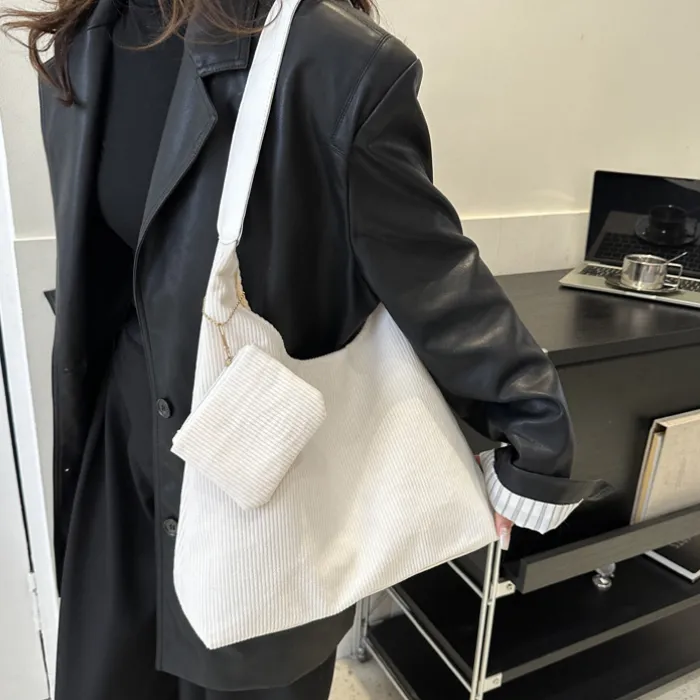 Ji Reminiscence Shoulder Bags-6