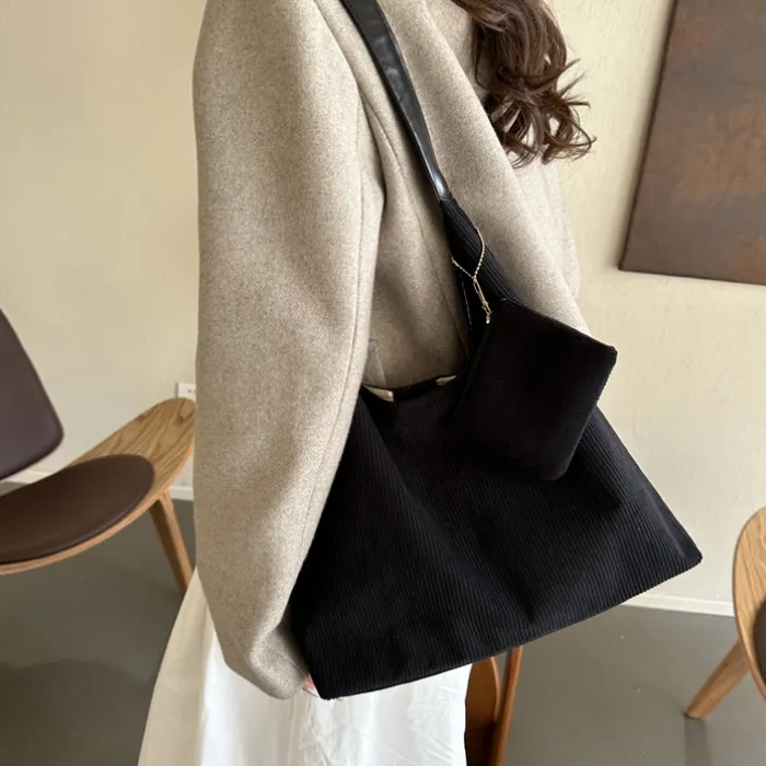 Ji Reminiscence Shoulder Bags-2