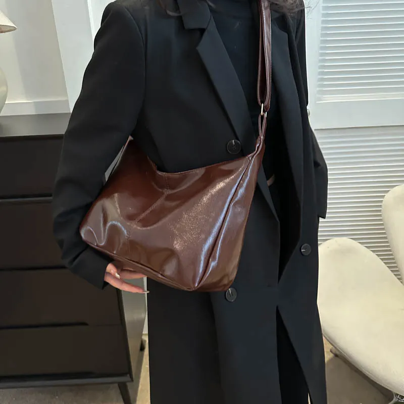 Ji Reminiscence Nylon Shoulder Bag Women's Black/Coffee/Dark Brown/Light Brown-2