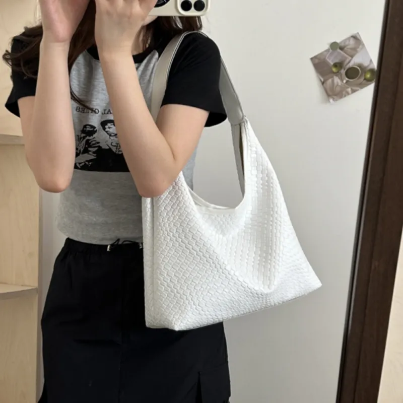 Ji Reminiscence Woven Shoulder Bag Women's Black/White/Khaki/Brown-4