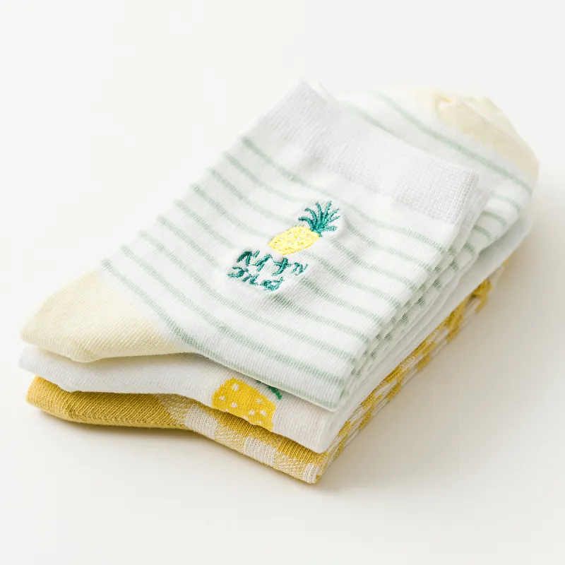 Caramella Mid Calf Socks Women's 3 Pack-7