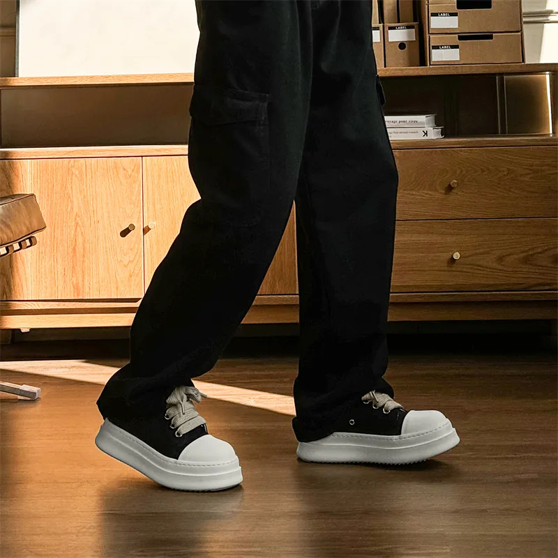 Chi Wolf Slip Resistant Low Top Skateboard Shoes Men's Black-3