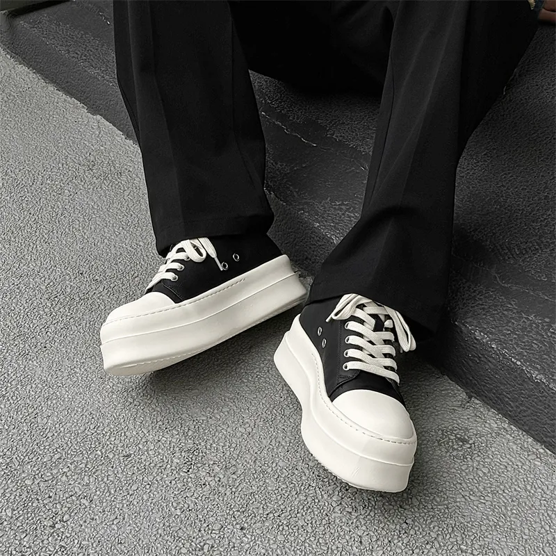 Chi Wolf Low Top Skateboard Shoes Men's Black-6