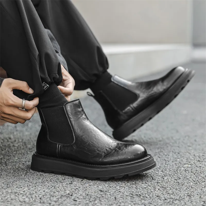 Chi Wolf Short Chelsea Boots Men Black-4