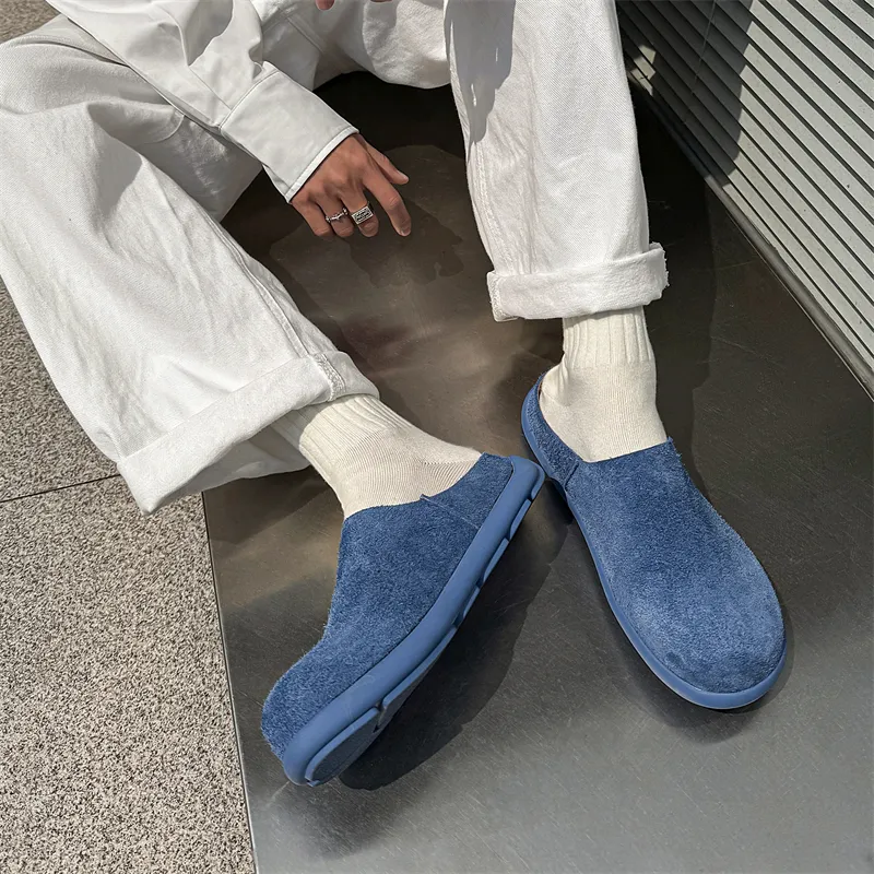 Chi Wolf Rubber Sole Closed Toe Slippers Men's-38