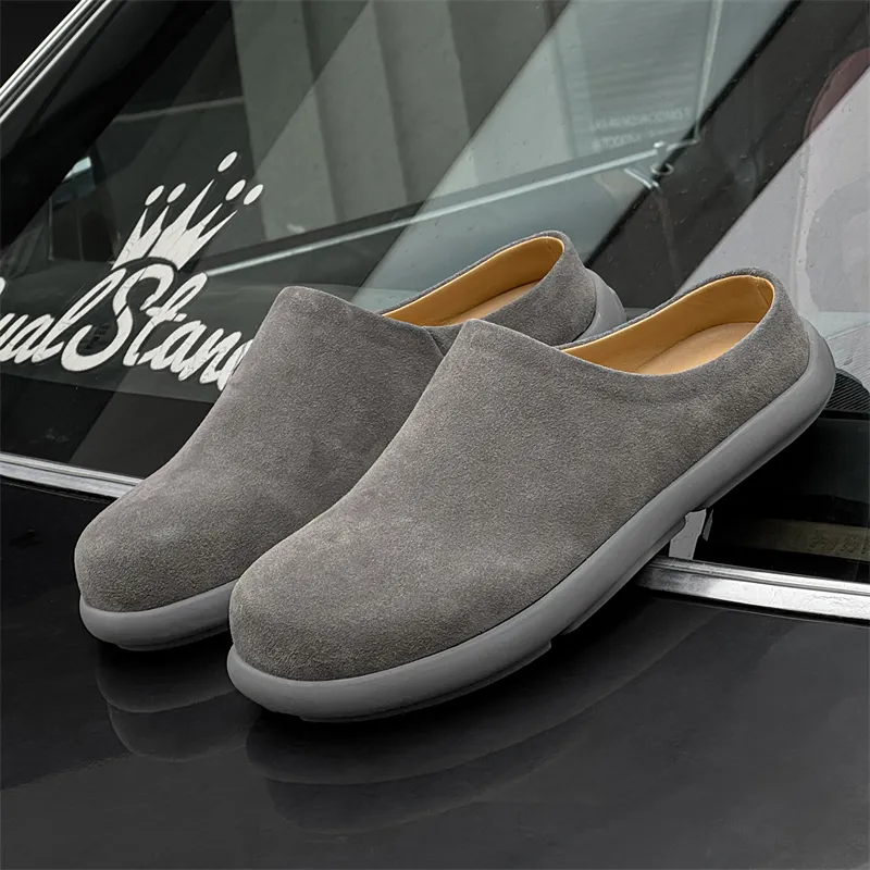 Chi Wolf Rubber Sole Closed Toe Slippers Unisex White-44