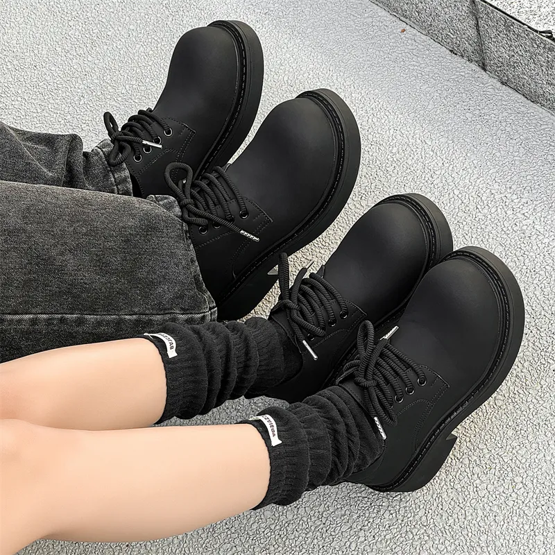 Chi Wolf Abrasion Resistant Low Top Casual Shoes Unisex Black-1