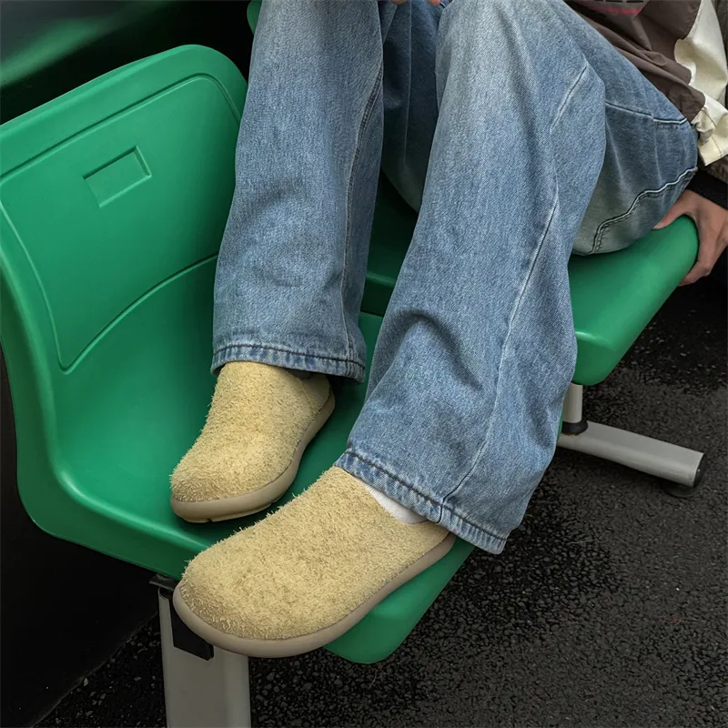 Chi Wolf Rubber Sole Closed Toe Slippers Men's-59