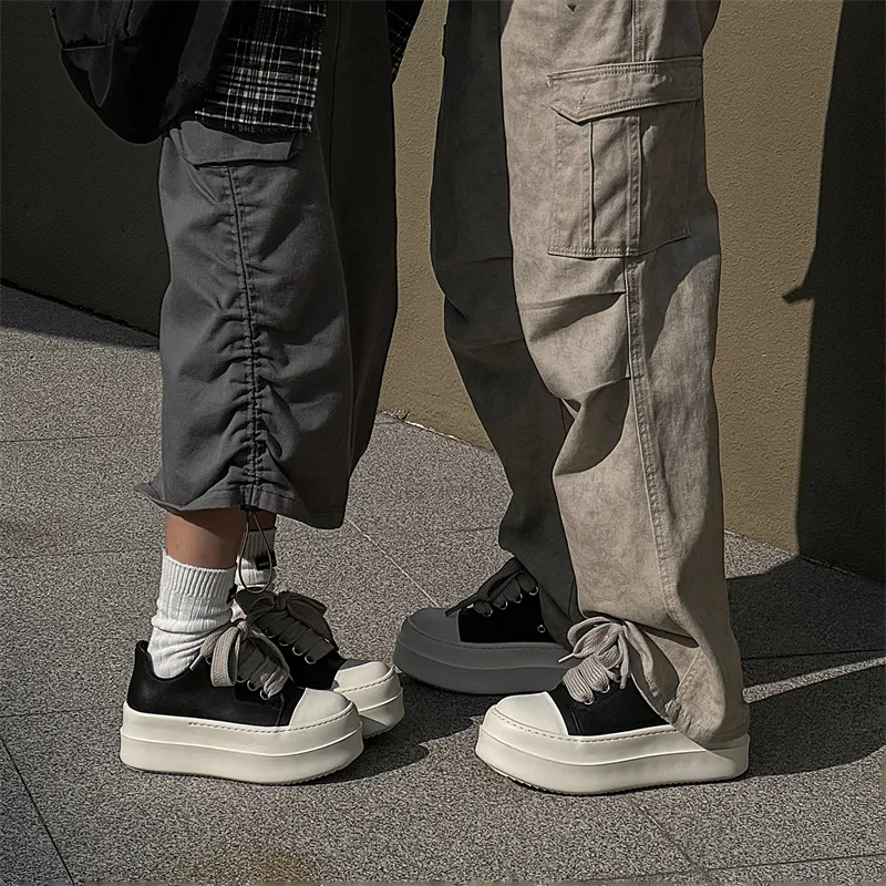 Chi Wolf Low Top Skateboard Shoes Unisex Black-3