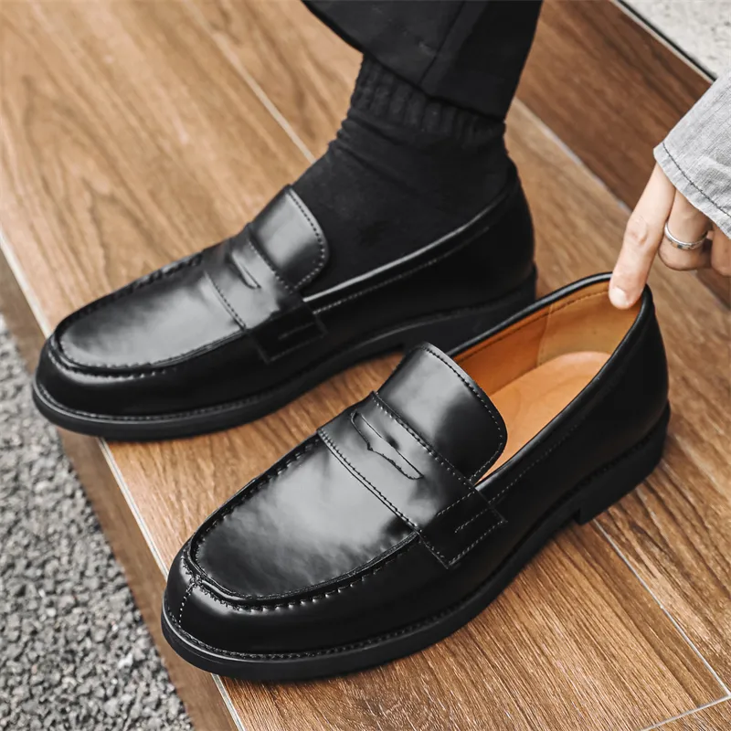 Chi Wolf Loafers Men Black-2