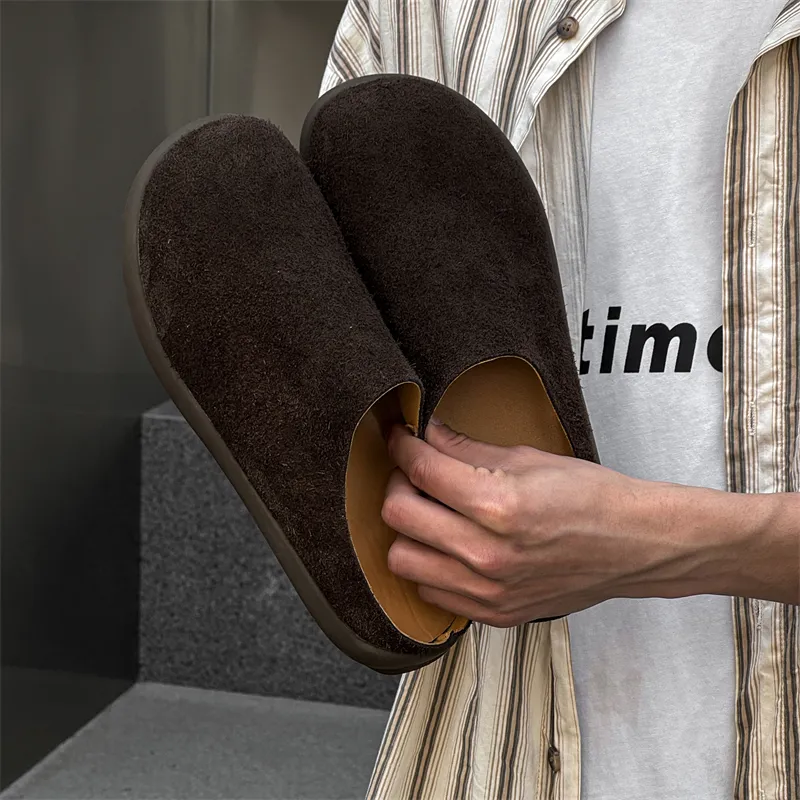 Chi Wolf Rubber Sole Closed Toe Slippers Men's-9