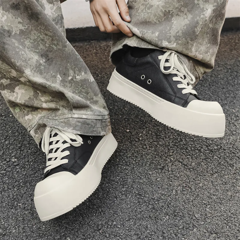 Chi Wolf Slip-Resistant Low-Top Skateboard Shoes Unisex-13