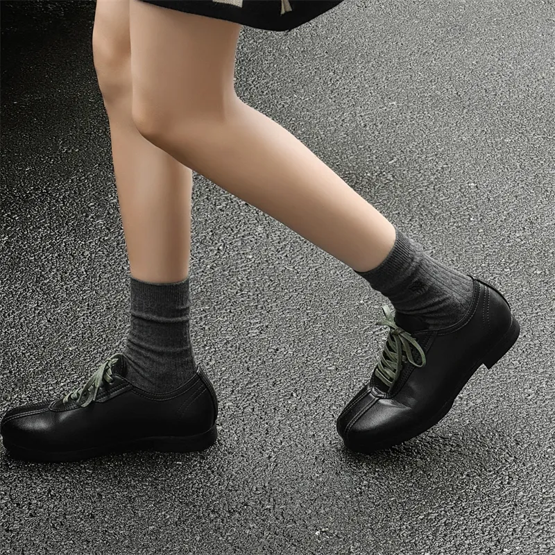 Chi Wolf Slip Resistant Low Top Casual Shoes Women's Black-5