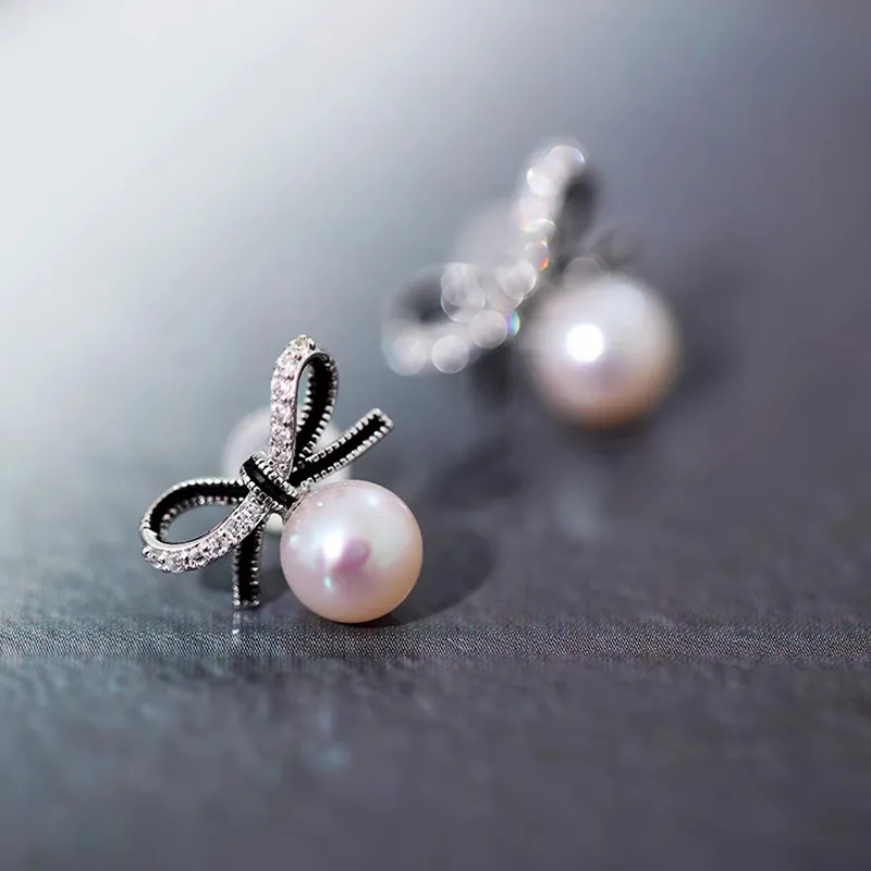 Heidi Freshwater Pearl Stud Earrings Women's-1