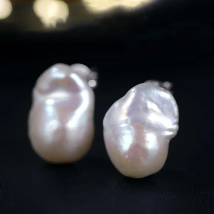 Heidi Freshwater Pearl Stud Earrings Women's-3