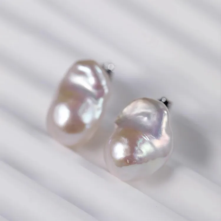 Heidi Freshwater Pearl Stud Earrings Women's-2