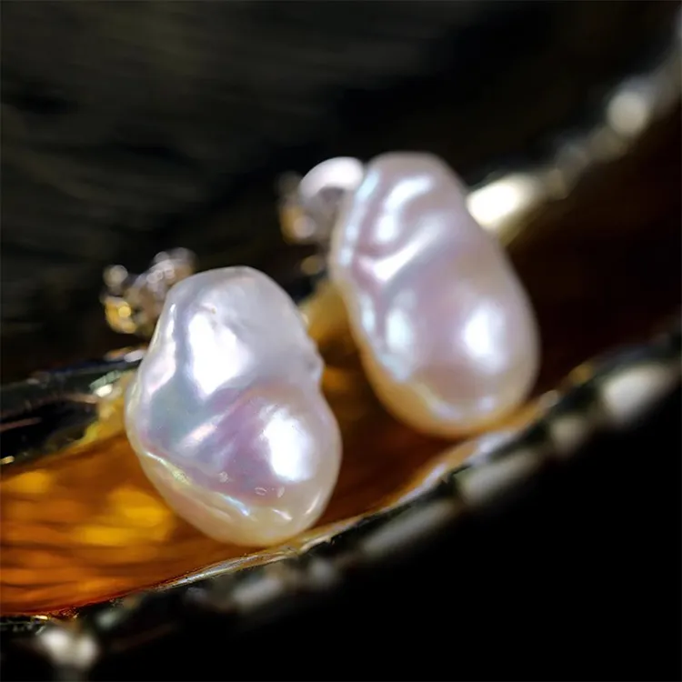 Heidi Freshwater Pearl Stud Earrings Women's-4