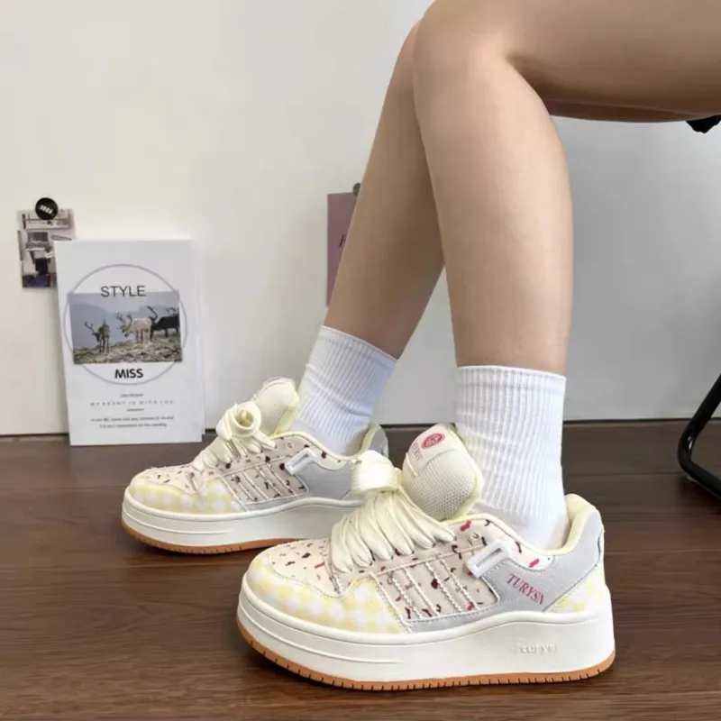 ABCYLM Slip Resistant Cushioning Impact Resistance Abrasion Resistant Low Top Skateboard Shoes Women's Cranberry-4