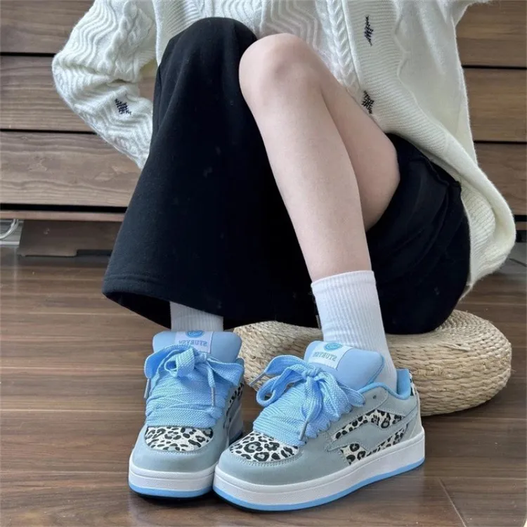 ABCYLM Slip Resistant Cushioning With Impact Resistance Low Top Skateboard Shoes Women's Leopard Print Blue-4