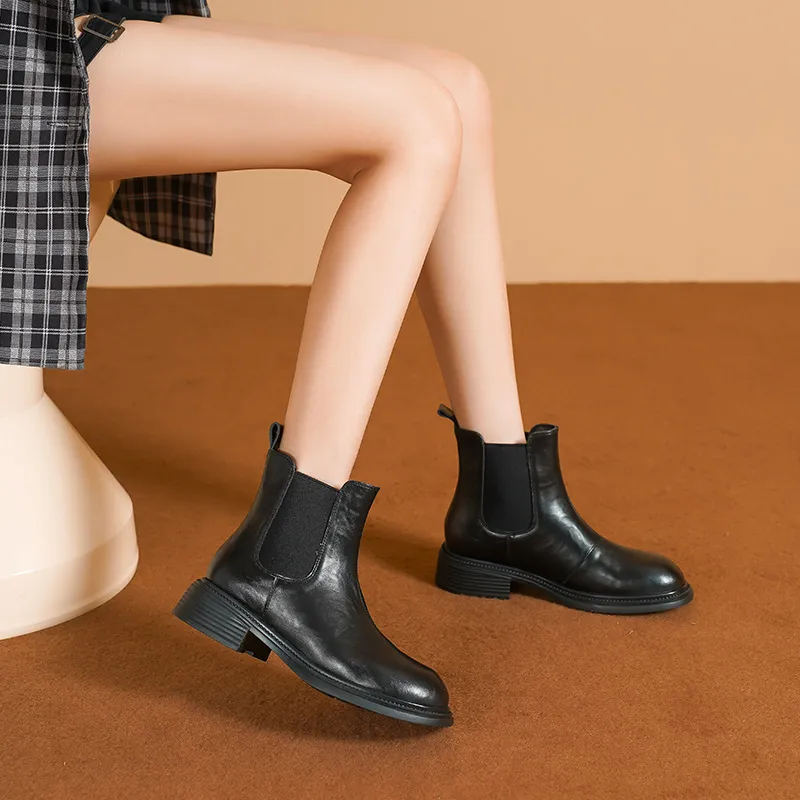 HUANAI Short Chelsea Boots Women's Black-5