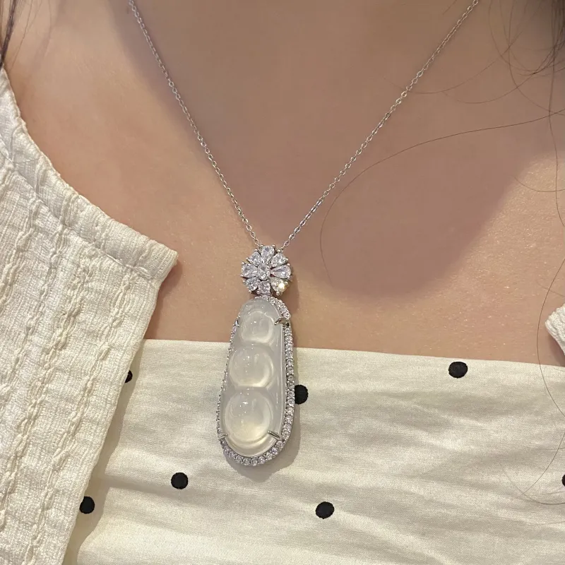 MOONS FAME Chalcedony Jade Necklaces Women's-1