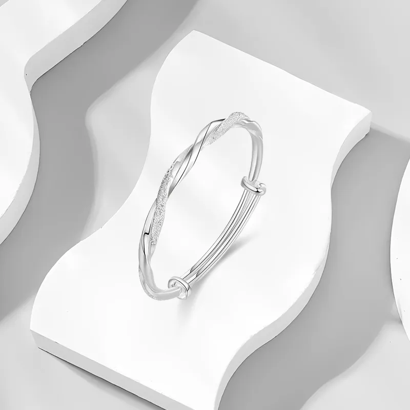 WANLIACC Alloy Mobius Loop Bangle Women's-1