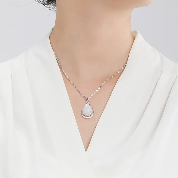 EZRA Glutinous Jade Jadeite Necklaces Unisex-2