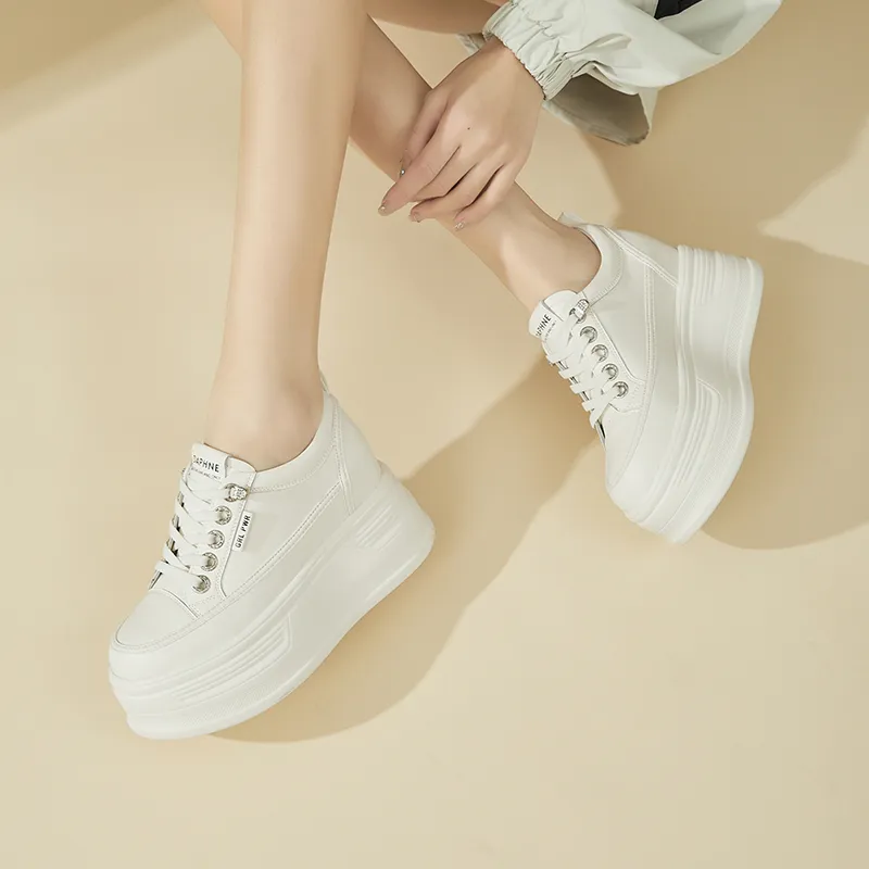 DAPHNE Low-Top Skateboard Shoes Women's-10