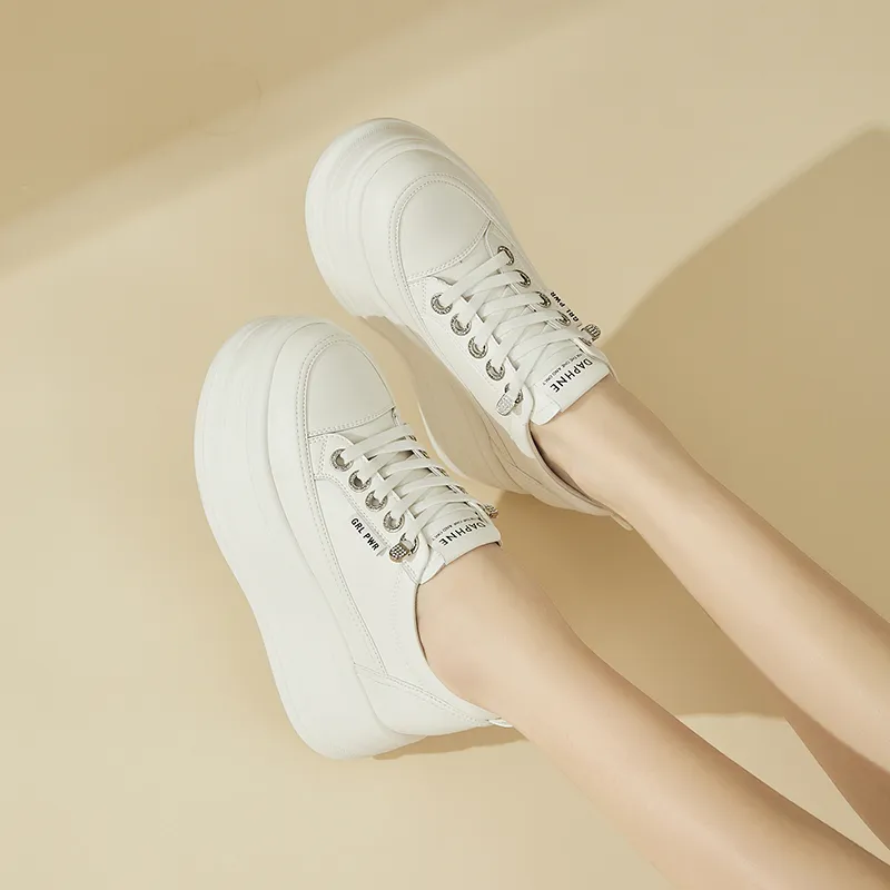 DAPHNE Low-Top Skateboard Shoes Women's-9