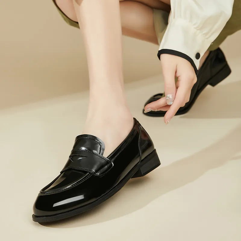 DAPHNE Loafers Women's Black, Beige-5