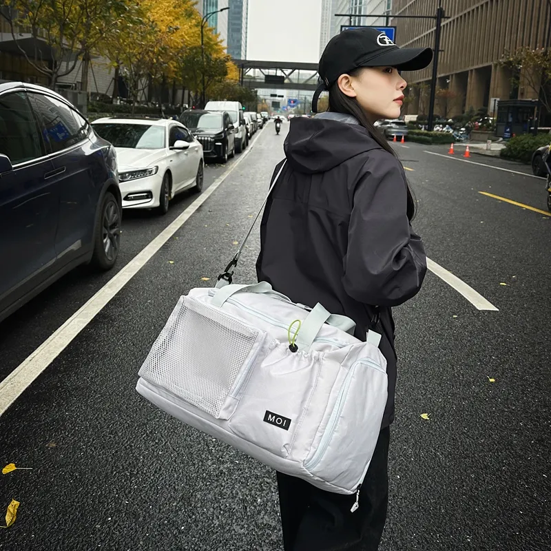 MOK Nylon Gym Bag Medium Size Unisex Gray/Black/Khaki-3