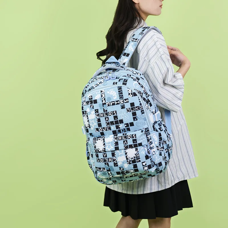 MOK Waterproof And Wear resistant Backpack-2