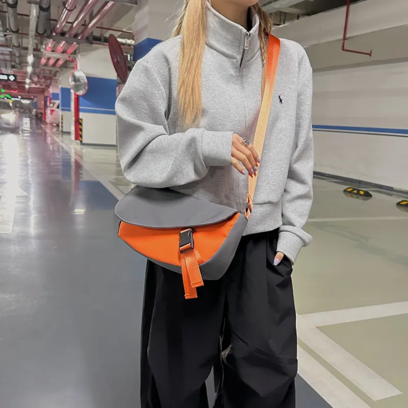 MOK Oxford Crossbody Bag Unisex Ecru/Black/Red/Orange-14