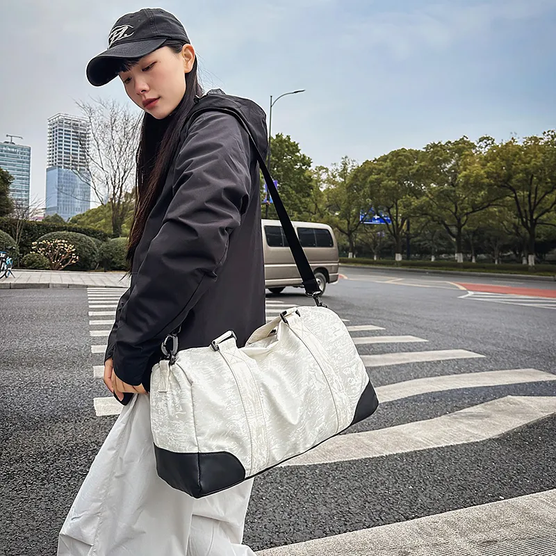 MOK Membrana Dermalis Travel Bag Unisex White/Gray/Black/Pink-3