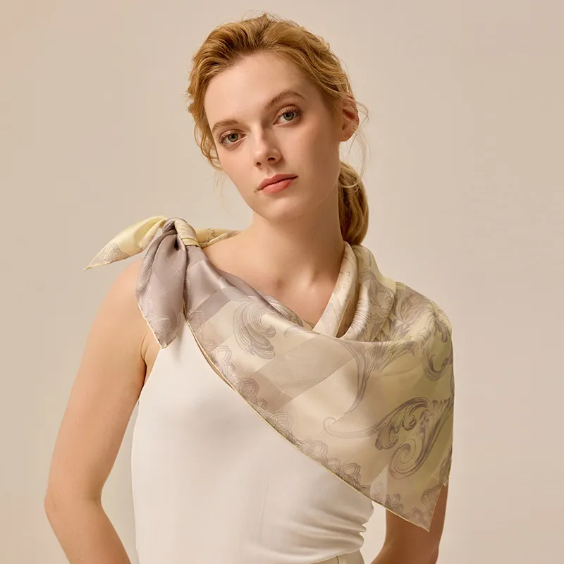 MARJAKURKI Silk Large Scarf Women's-2
