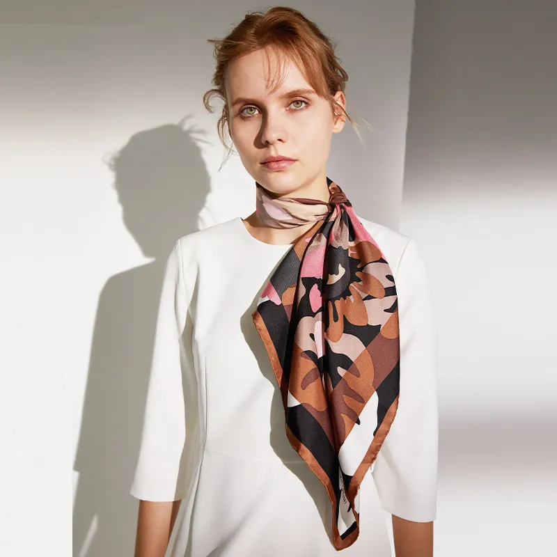 MARJAKURKI Square Scarf Women's-2