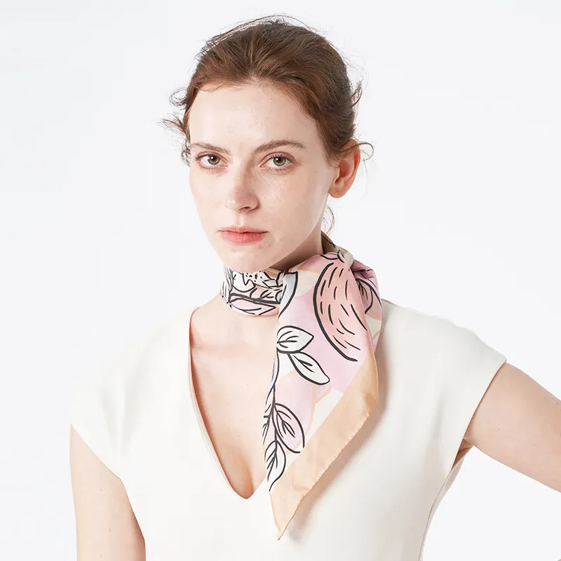 MARJAKURKI Square Scarf Women's-10