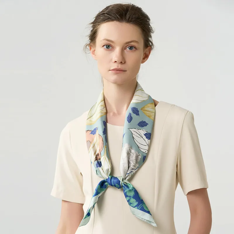 MARJAKURKI Silk Large Scarf Women's-7