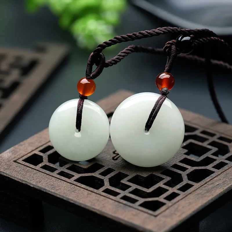 LAOMIAO Pendants Pale Greenish White Jade Unisex-1